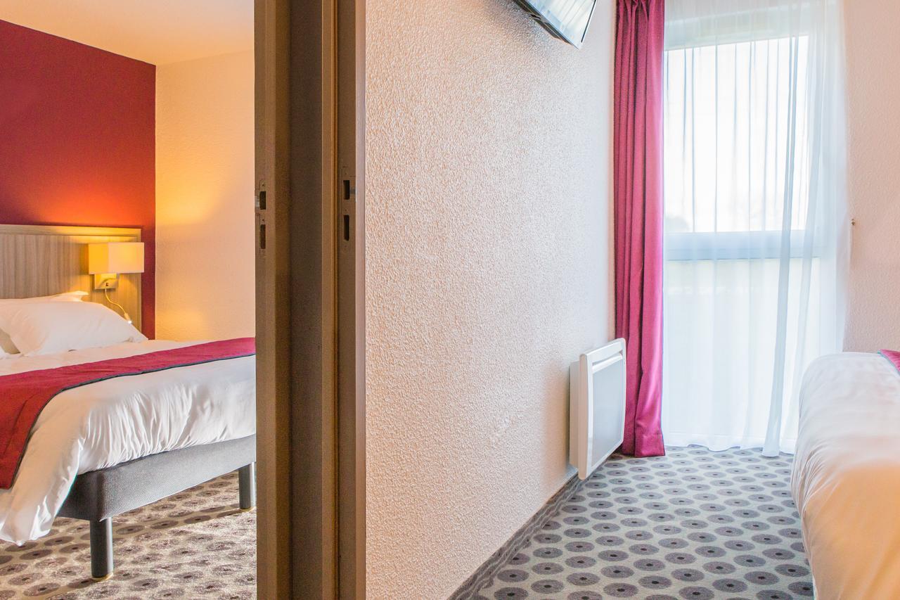 Hotel De La Seine La Frenaye Екстериор снимка
